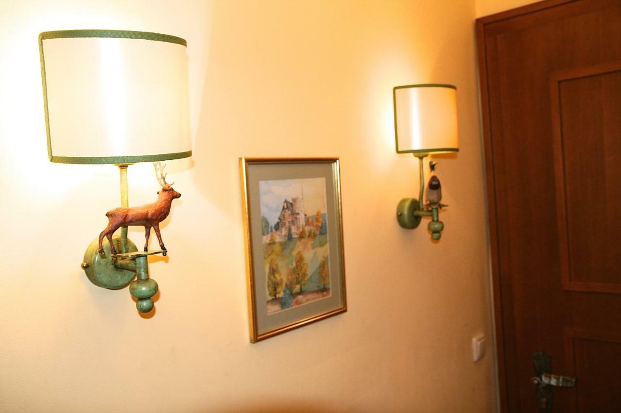 Hotel Burg Arras Alf Extérieur photo